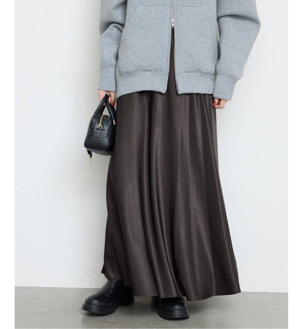 SLOBE IENA「《WEB限定カラー有り/追加》グロッシーサテンフレアスカート」|スカート|