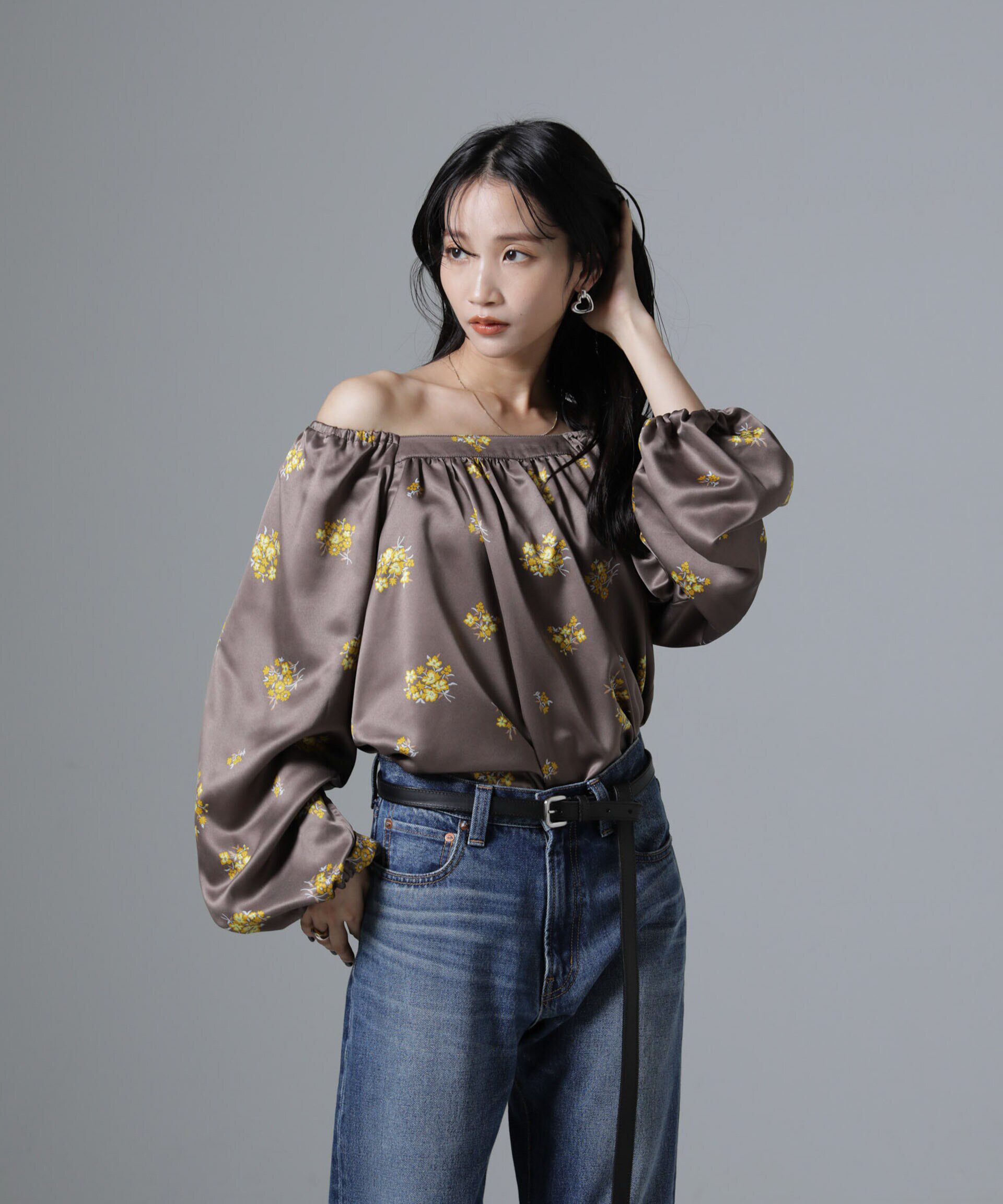 nano･universe「オフショル2WAYフラワープリントブラウス」|シャツ・ブラウス|ブラウン