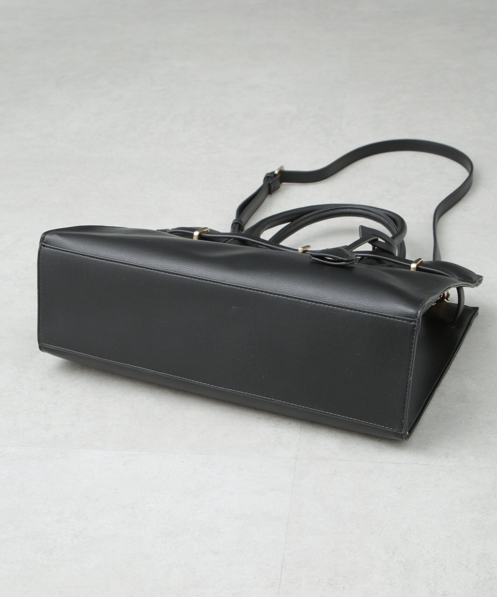 nano･universe「ターンロックベルトビッグトートバッグ」|ショルダー・メッセンジャー|