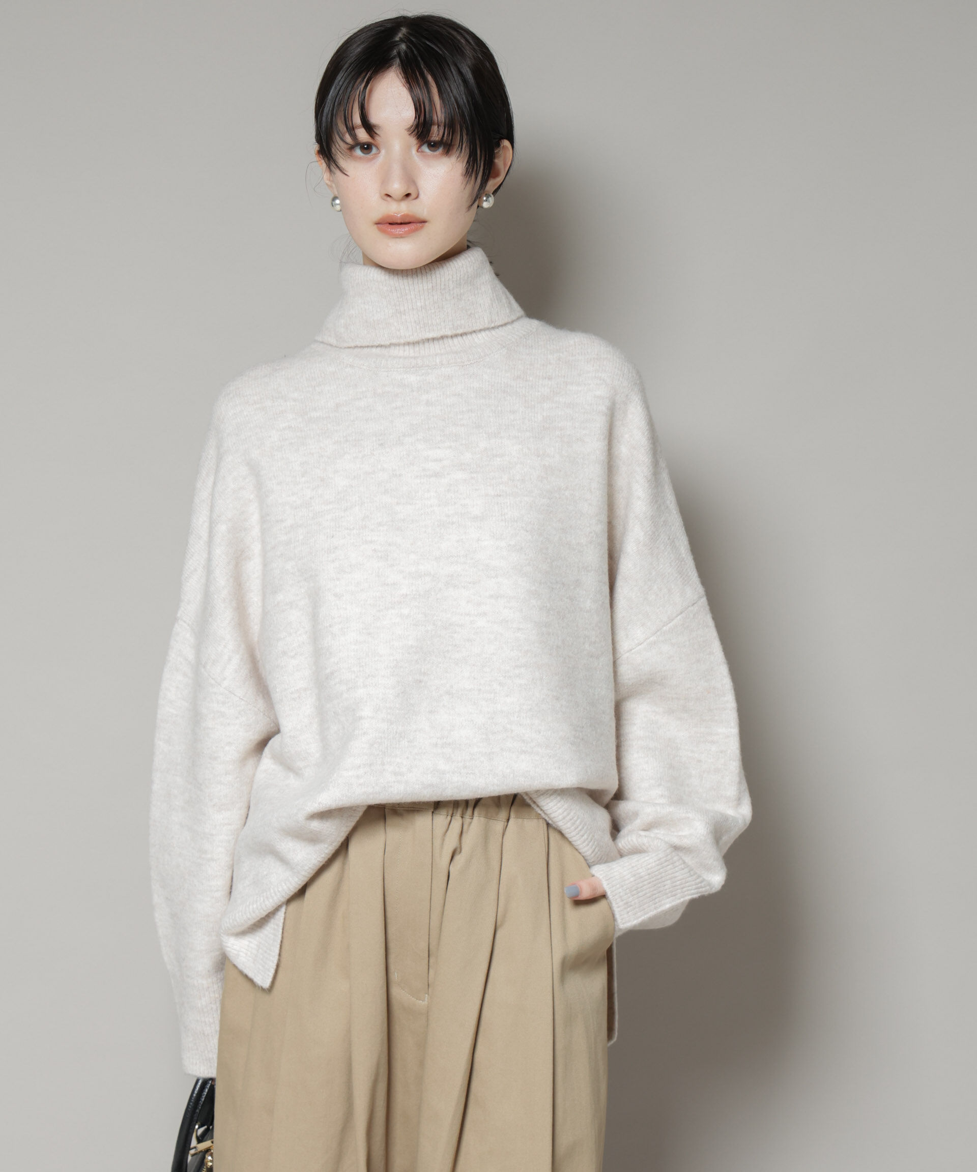 nano･universe「タートルワイドシルエット圧縮ニット」|ニット・セーター|ライトベージ 1