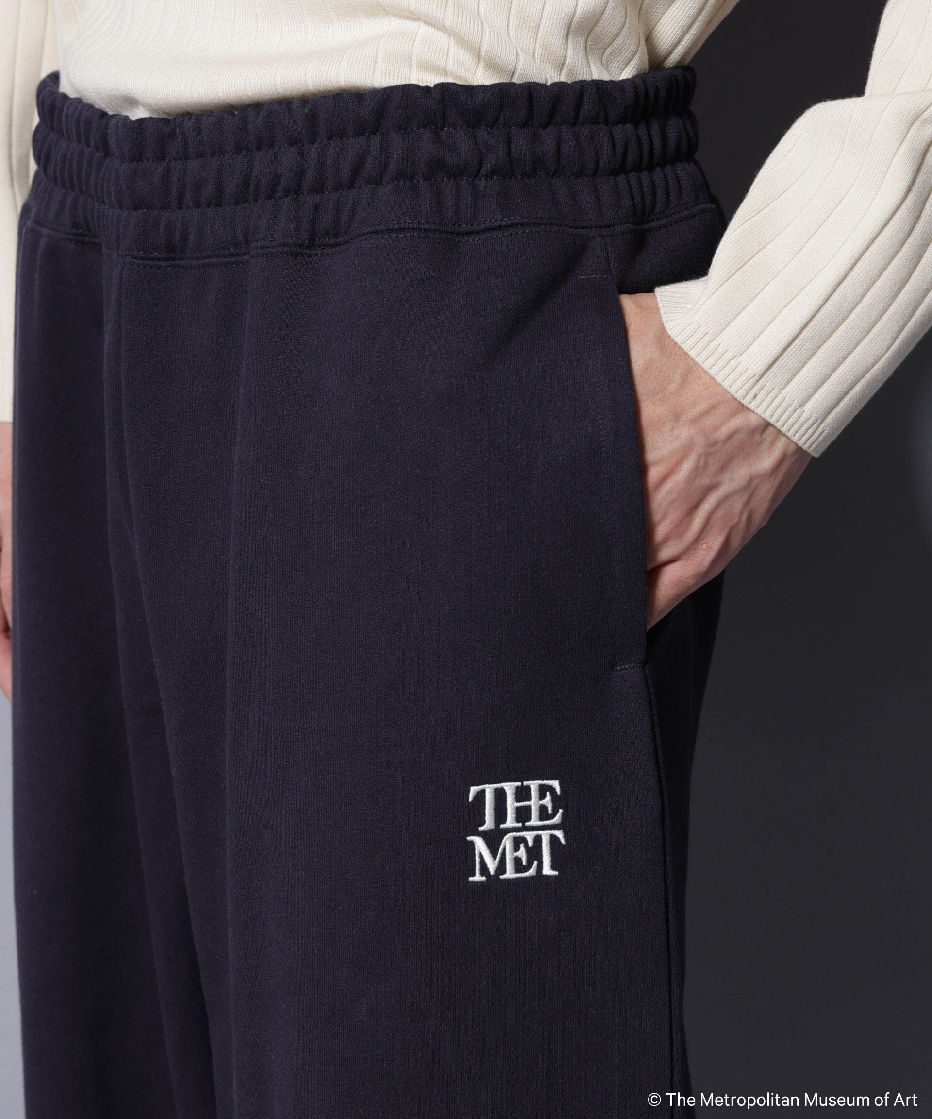 nano･universe「「The Met」ロゴ刺繍 2WAYワイドスウェットパンツ（セットアップ可）」|チノ|