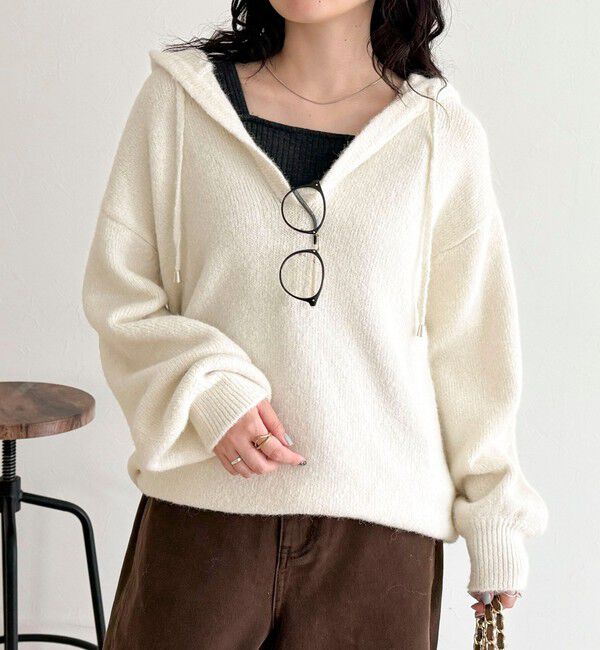 fredy emue「フード付きニットプルオーバー」|ニット・セーター|オフホワイト
