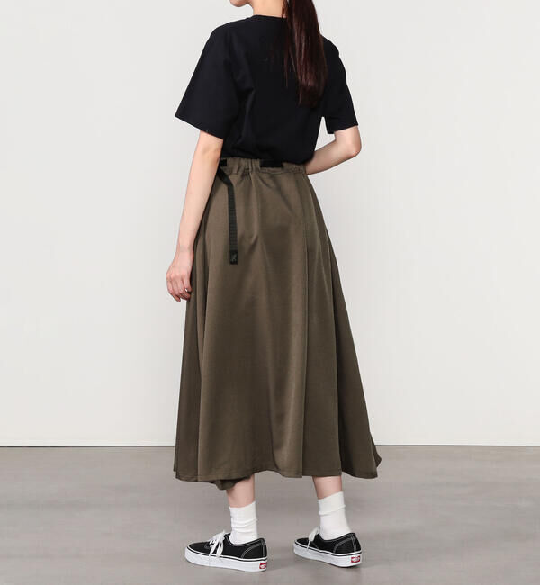  「Gramicci | 〈別注〉ポリエステル シエラスカート WOMEN」|スカート|