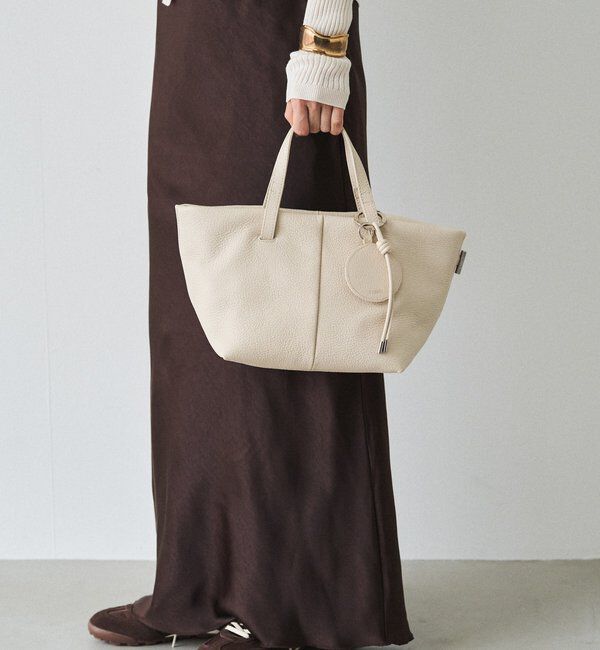  「【再値下げ】ミラー付きレザーチャーム」|チャーム・キーホルダー|