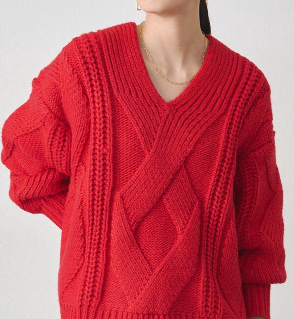  「ケーブルVニット」|ニット・セーター|レッド