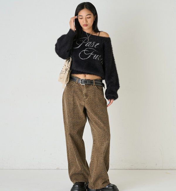  「SHAGGY LOGO OFF-SHOULDER KNIT」|ニット・セーター|