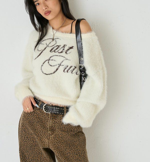  「SHAGGY LOGO OFF-SHOULDER KNIT」|ニット・セーター|