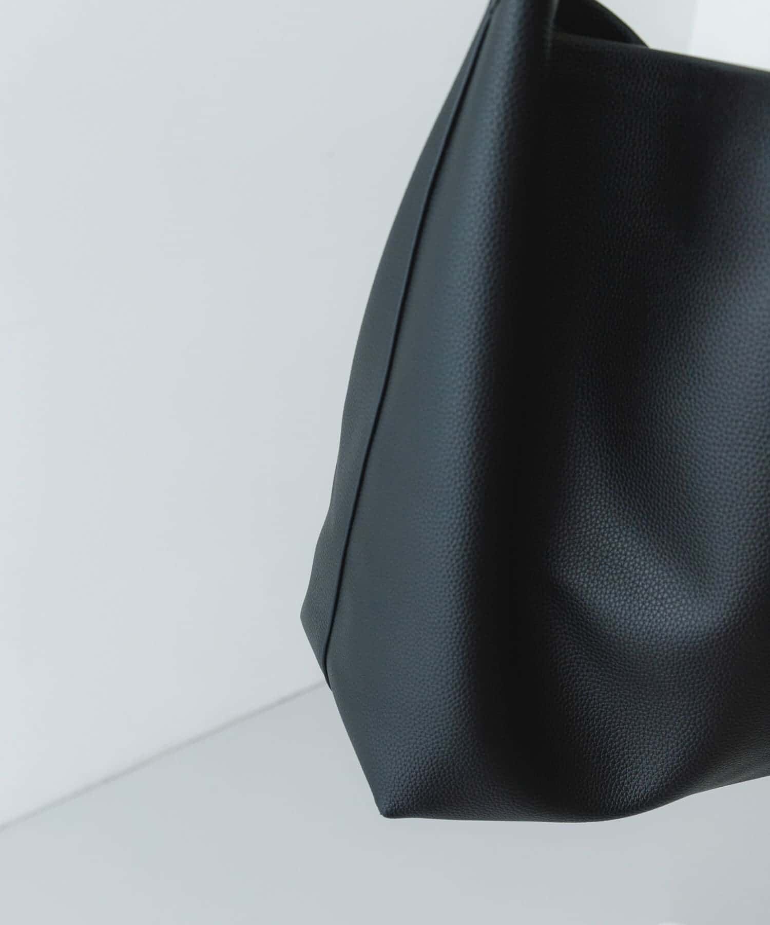 RODE SKO「タッセル付シンプルワンハンドルトート」|トートバッグ|