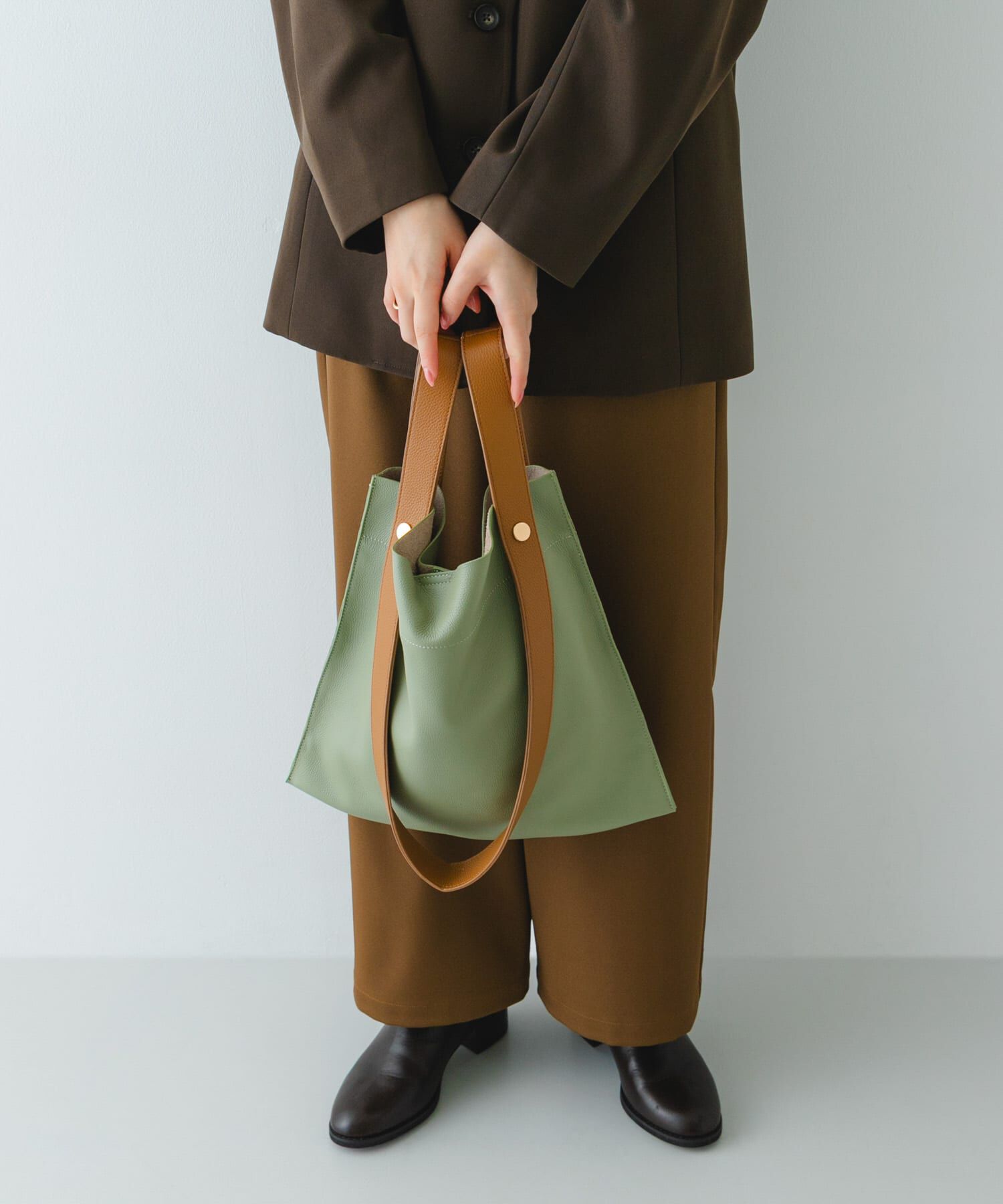 RODE SKO「『一部別注カラー』BEAURE　カウレザー2デザインベルトバッグ」|トートバッグ|