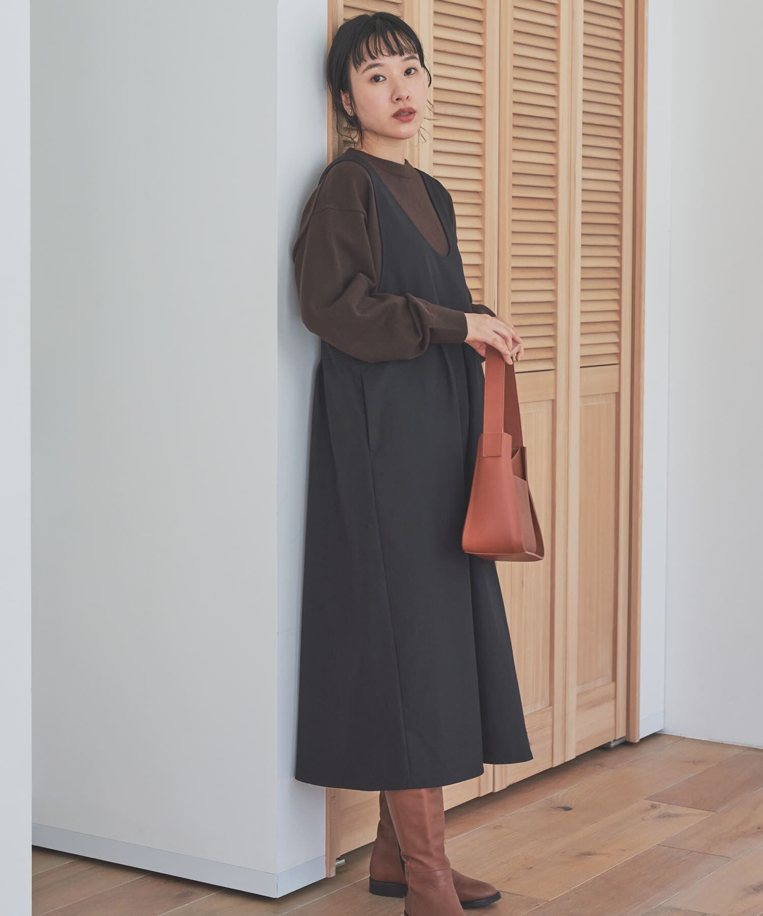 URBAN RESEARCH DOORS「深Uネック切替ジャンパースカート」|ワンピース|