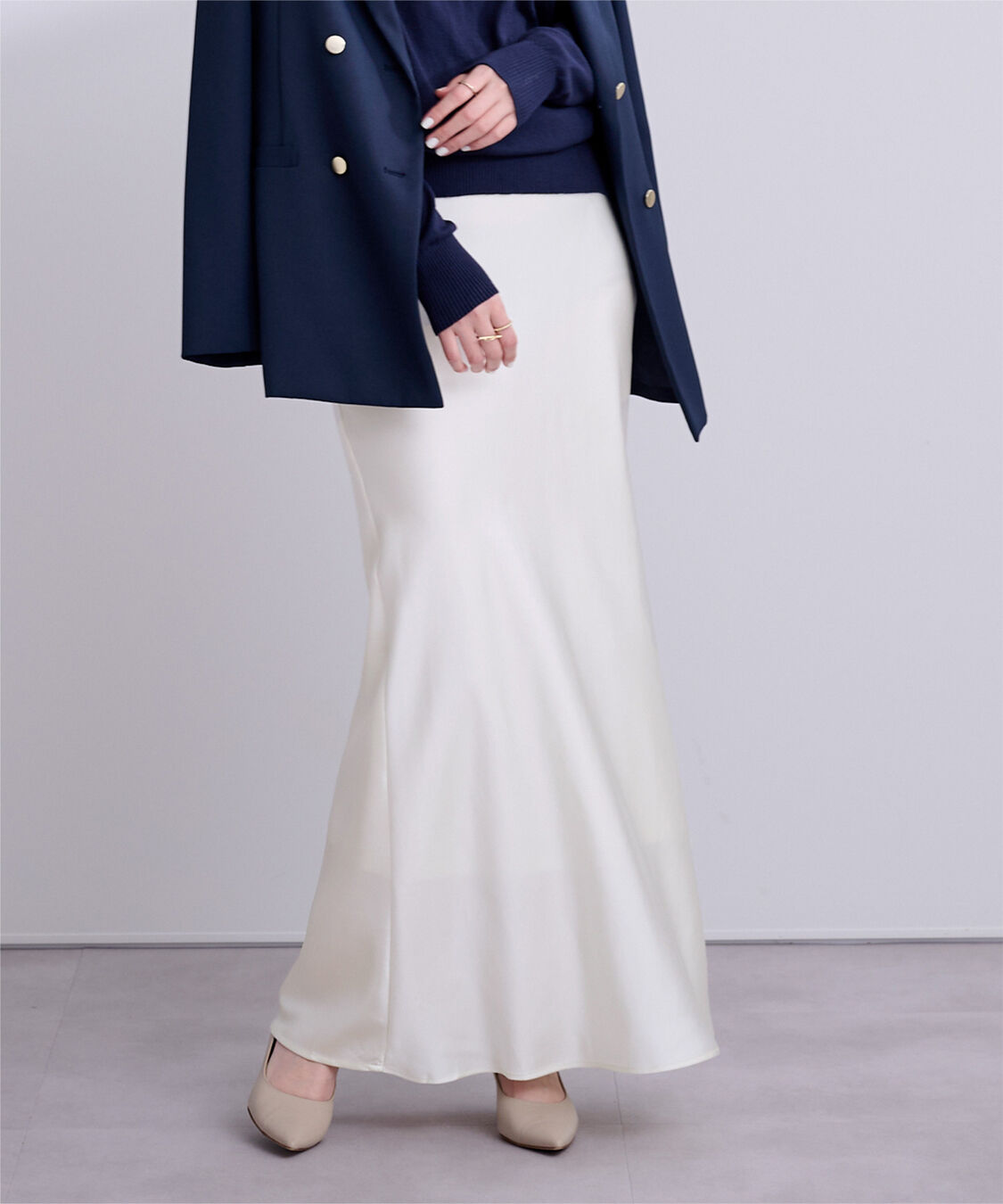 ur's「サテンマーメイドマキシスカート」|スカート|ホワイト