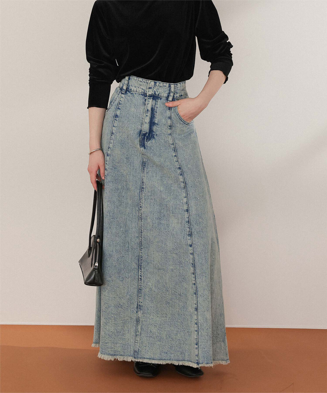 titivate「ハイウエストボリュームフレアデニムスカート」|スカート|ライトブルー