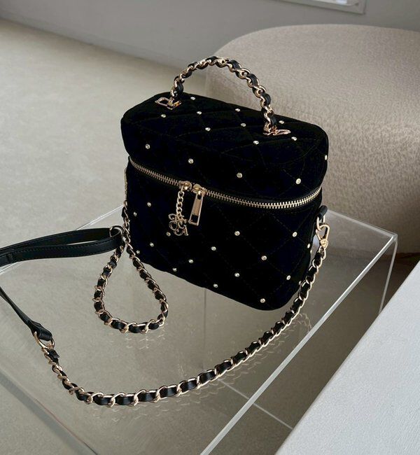  「チャーム付きキルティングバニティバッグ」|ショルダー・メッセンジャー|