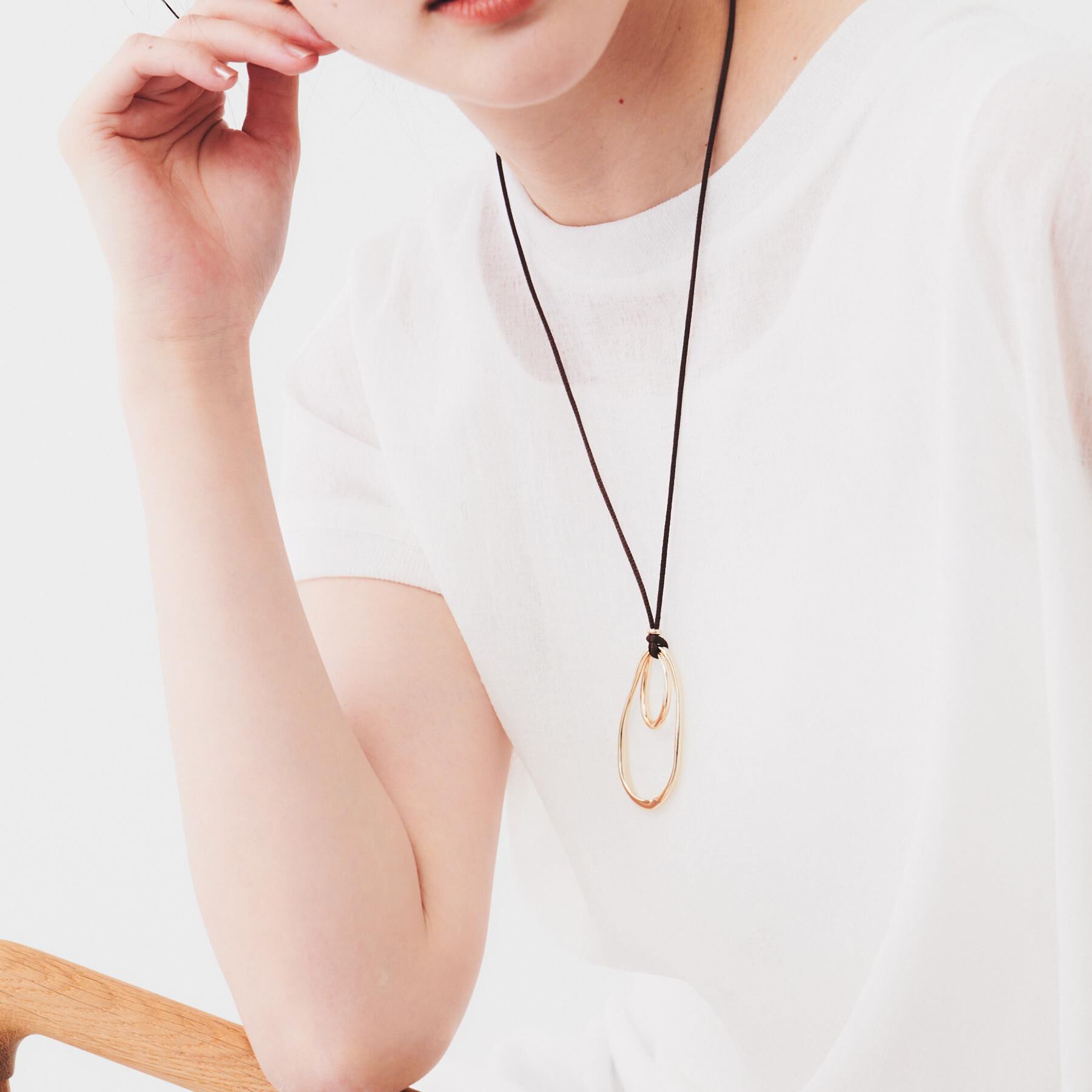 UNTITLED「ビッグオーバルネックレス」|ネックレス|
