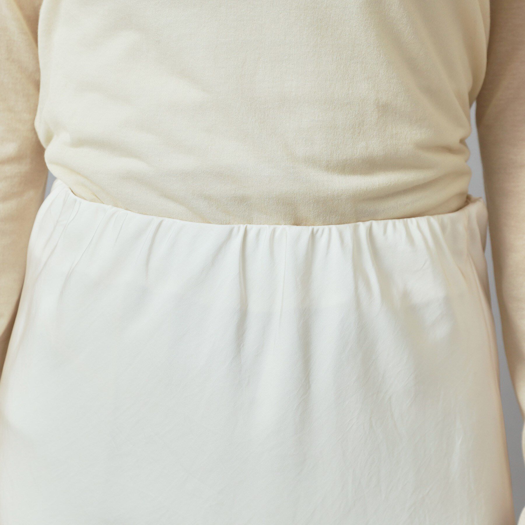 DRESSTERIOR「【CLASSY.12月号掲載】ストレッチヴィンテージサテンナロースカート」|スカート|