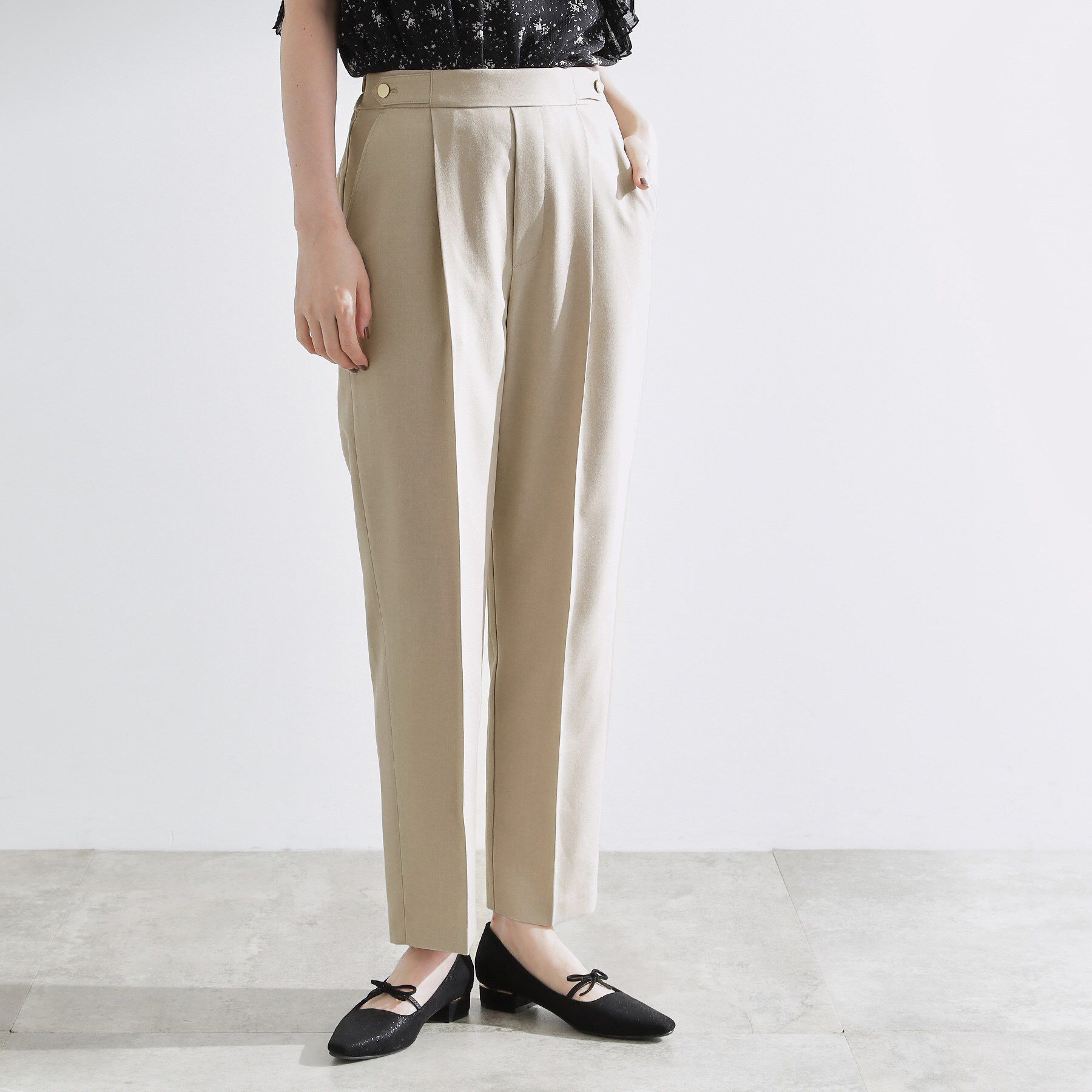grove「【洗える/美脚ラインキープ】テーパードパンツ」|その他|ライトベージュ(05