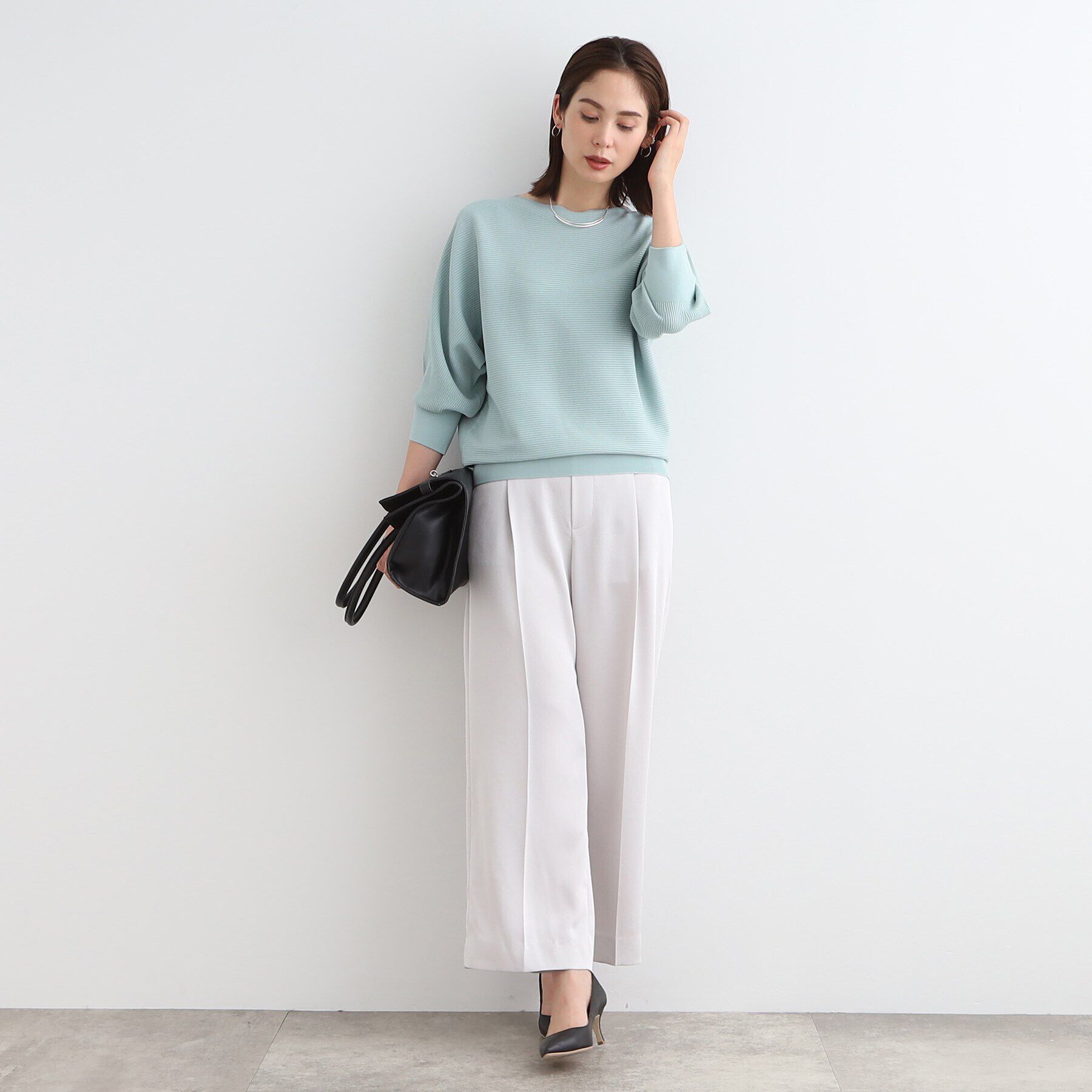 INDIVI「【洗える／無縫製】きれいめフォルムニット」|ニット・セーター|