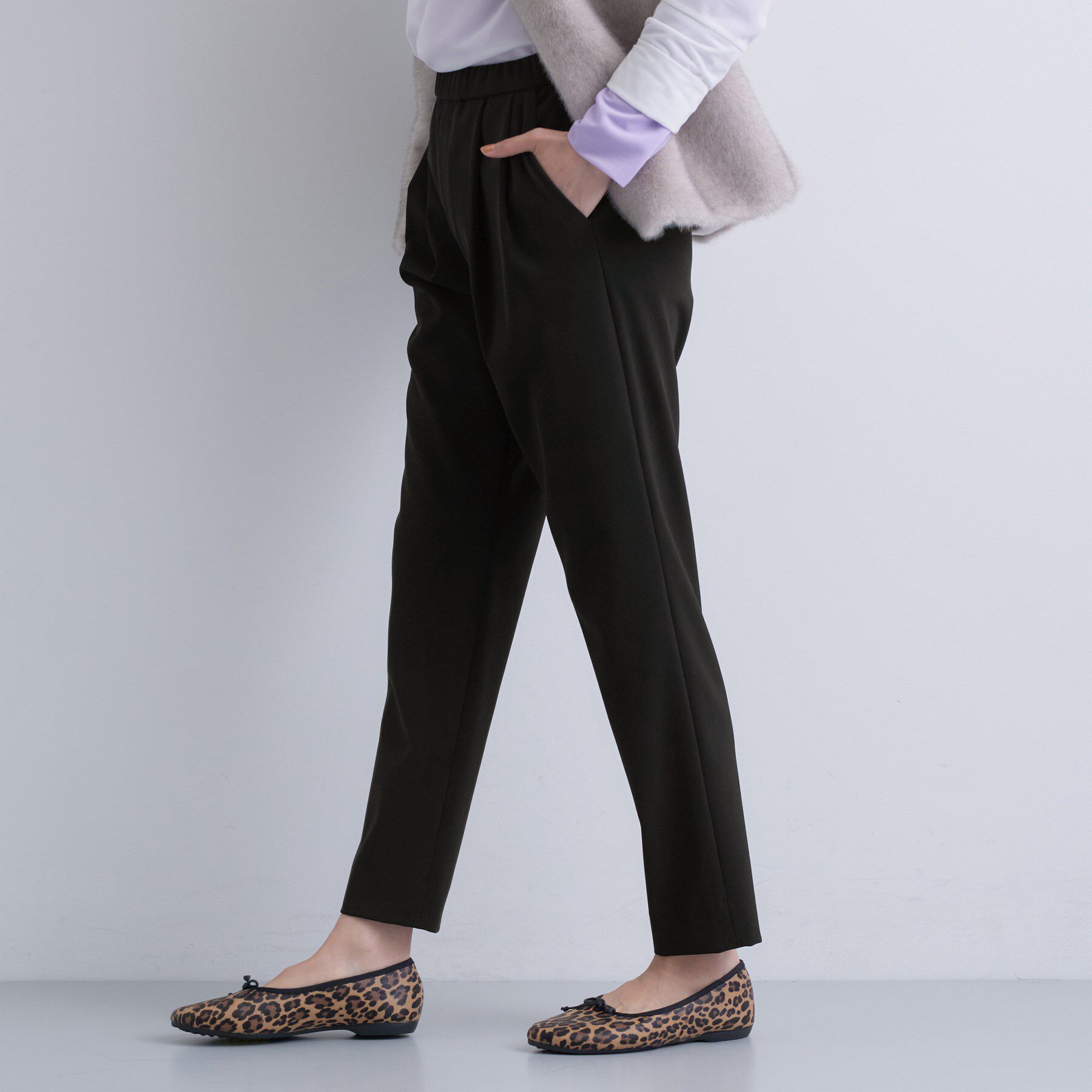 INDIVI「人気NO.1【褒められパンツ／高ストレッチ／ウエストゴム】タックテーパードパンツ」|その他|