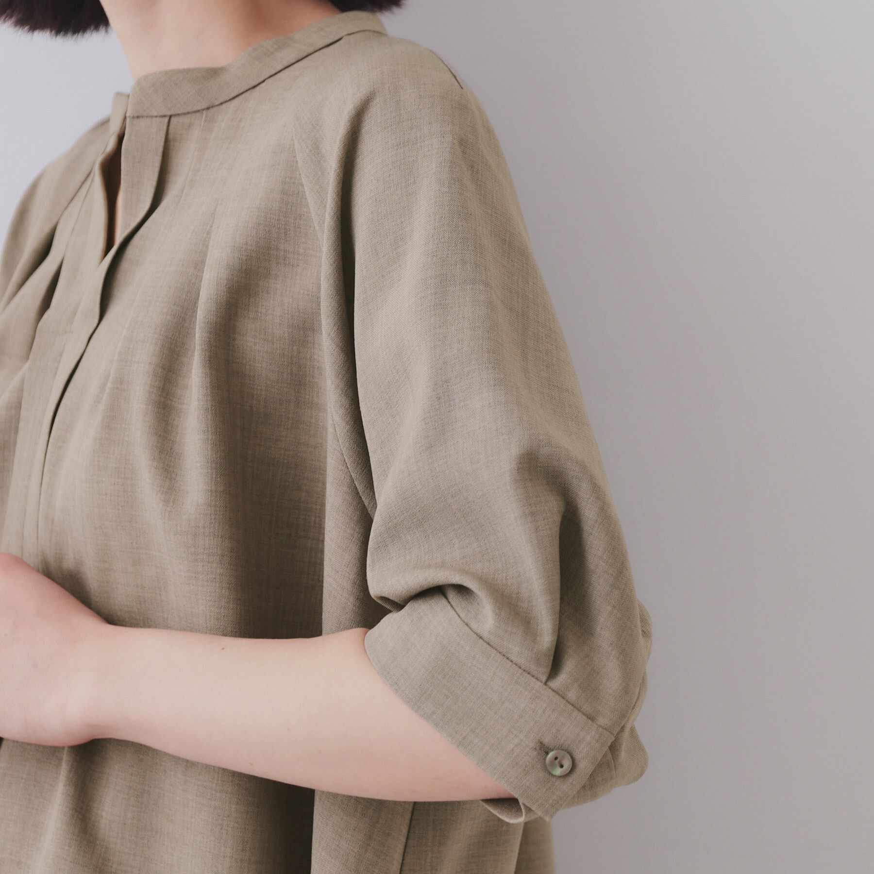 OPAQUE.CLIP「タックスキッパーブラウス【洗濯機洗い可】」|シャツ・ブラウス|