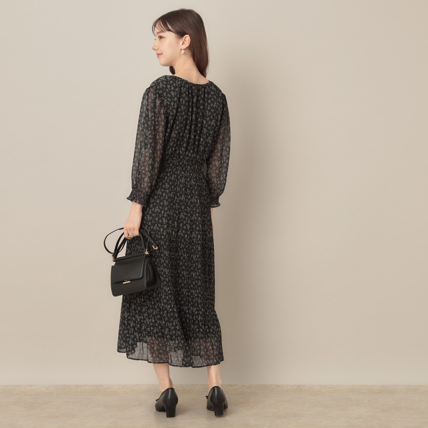 Couture broach「【一枚で着映える・花柄・通勤】前後2WAYシフォン楊柳小花ワンピース」|ワンピース|