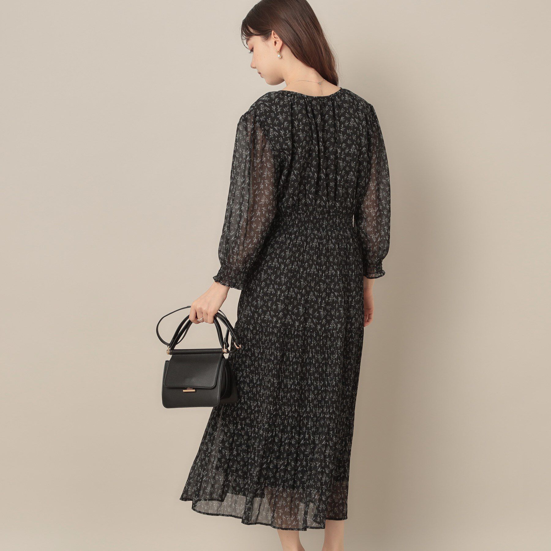 Couture broach「【一枚で着映える・花柄・通勤】前後2WAYシフォン楊柳小花ワンピース」|ワンピース|