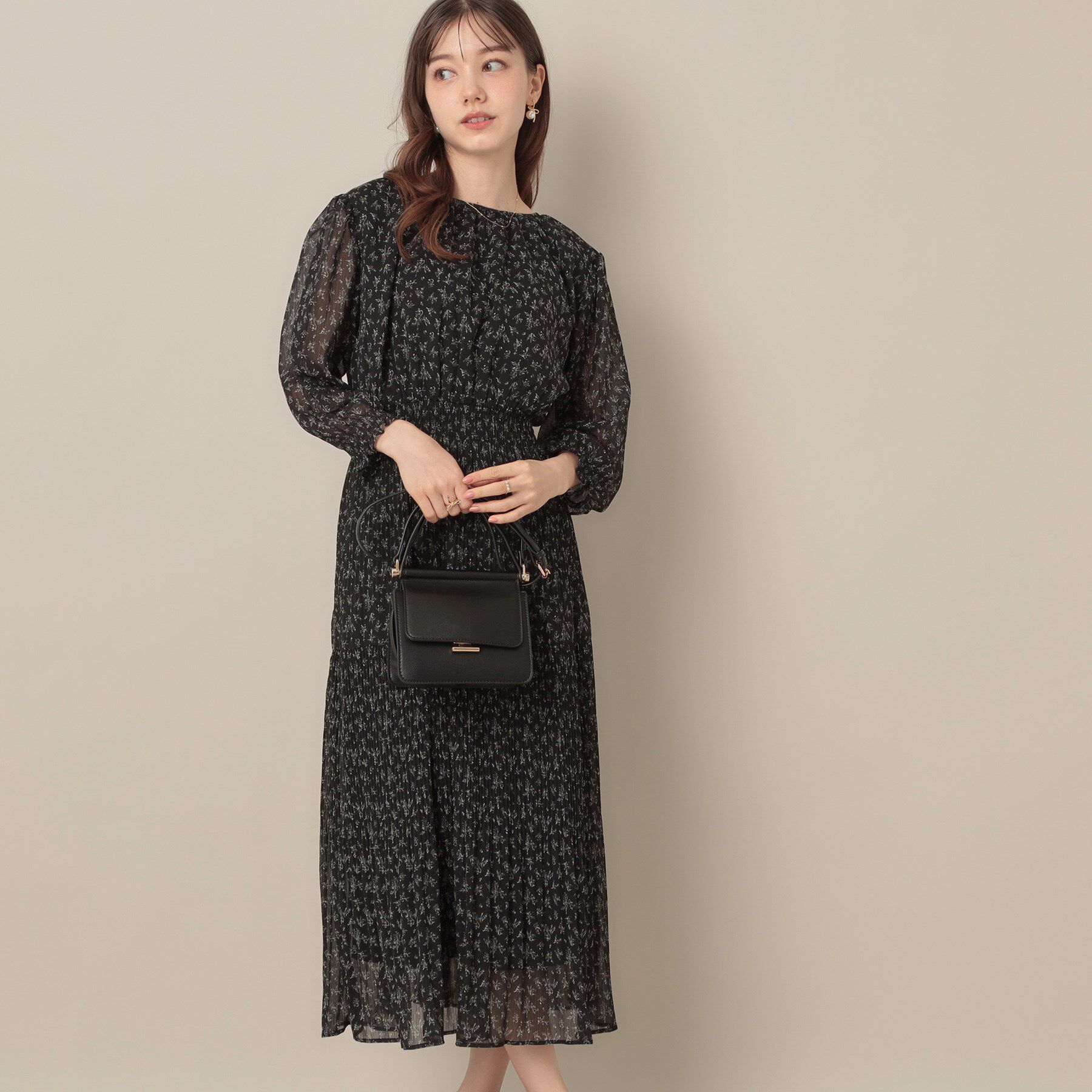 Couture broach「【一枚で着映える・花柄・通勤】前後2WAYシフォン楊柳小花ワンピース」|ワンピース|