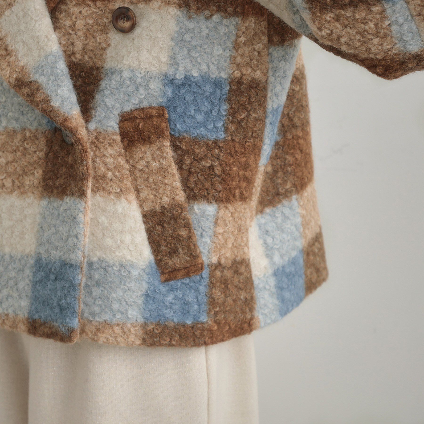 Couture broach「【S-LL/無地・チェック柄】プードルボア ショートコート」|ピーコート|