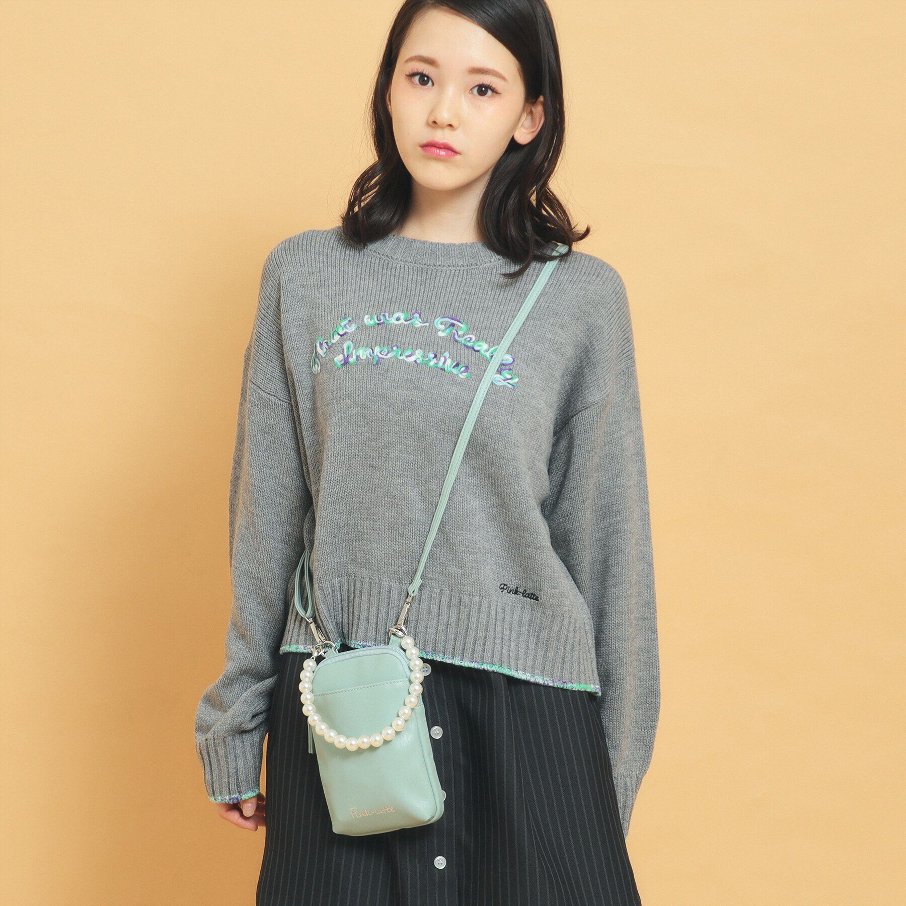 PINK-latte「チャーム付き縦型ショルダー」|ショルダー・メッセンジャー|ミントグリーン(02