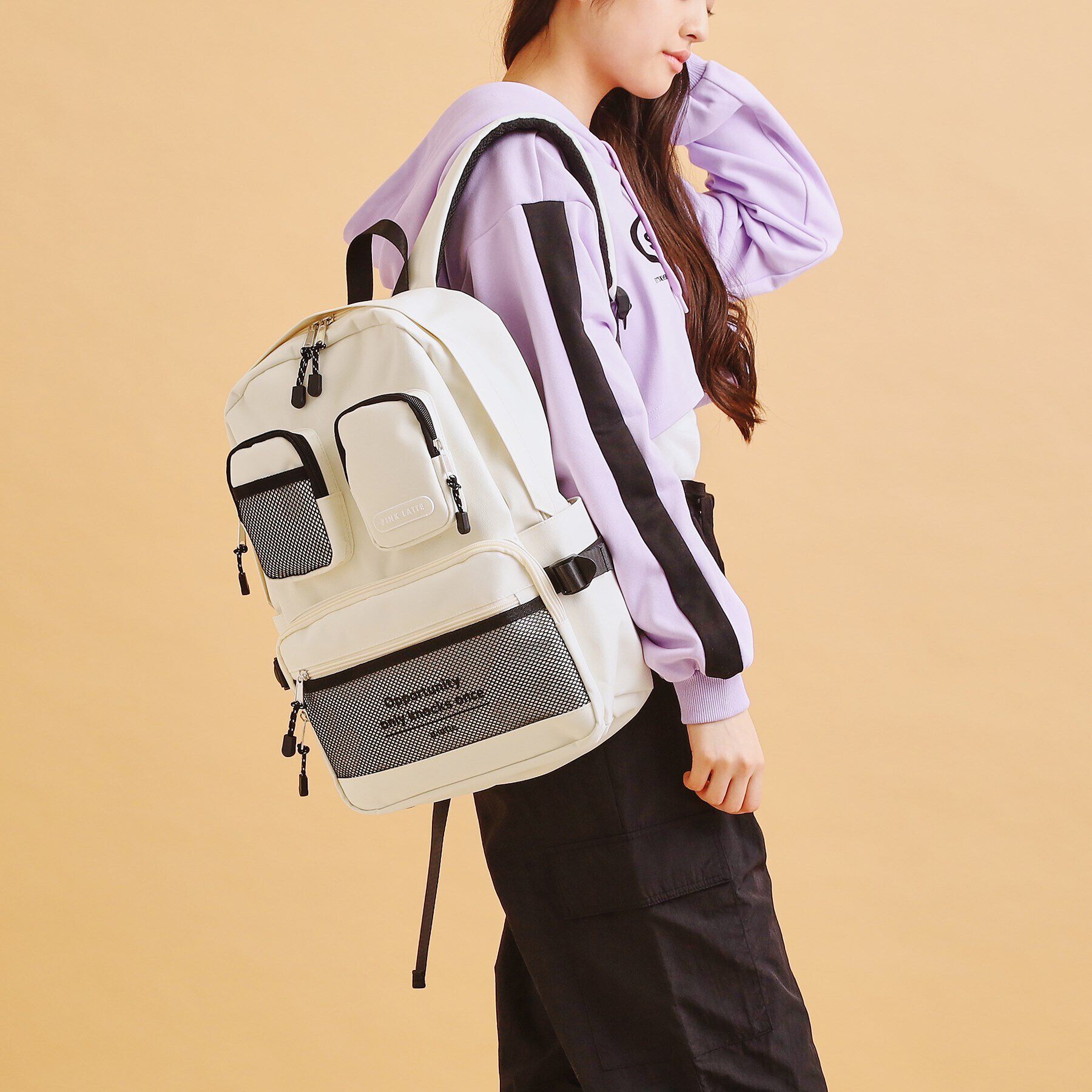 PINK-latte「【本体容量約14L】Wポケットリュック」|リュック|アイボリー(004)