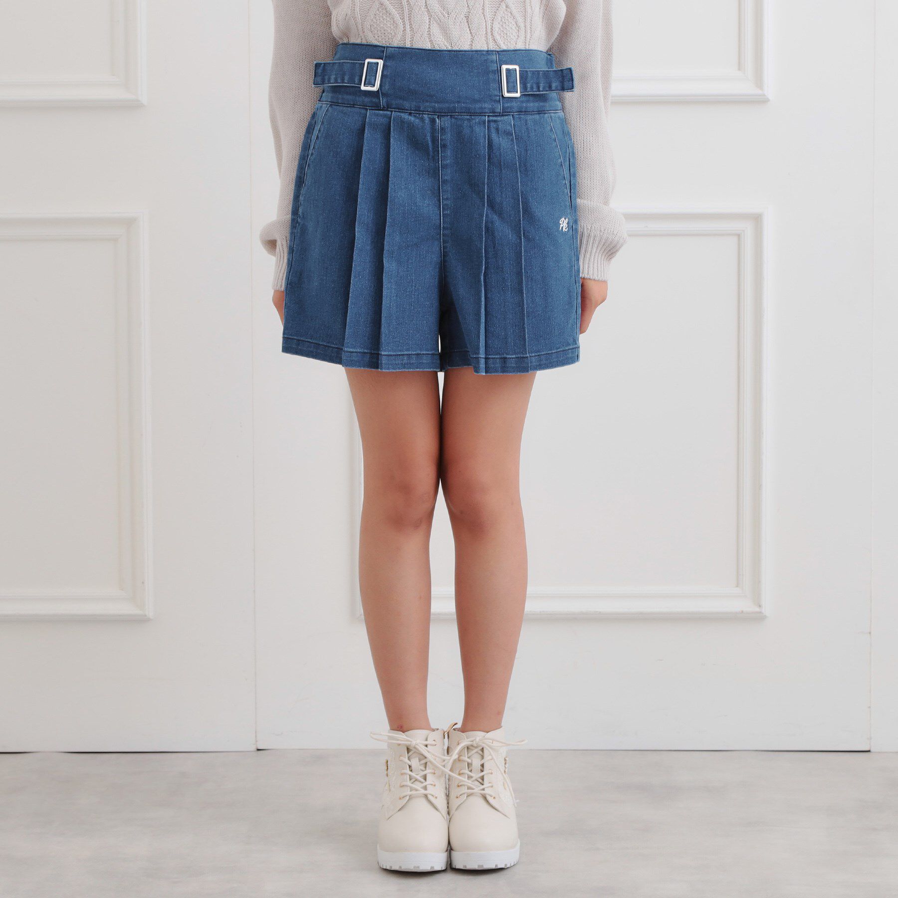 PINK-latte「バックルハイウエストショートパンツ」|キュロット|