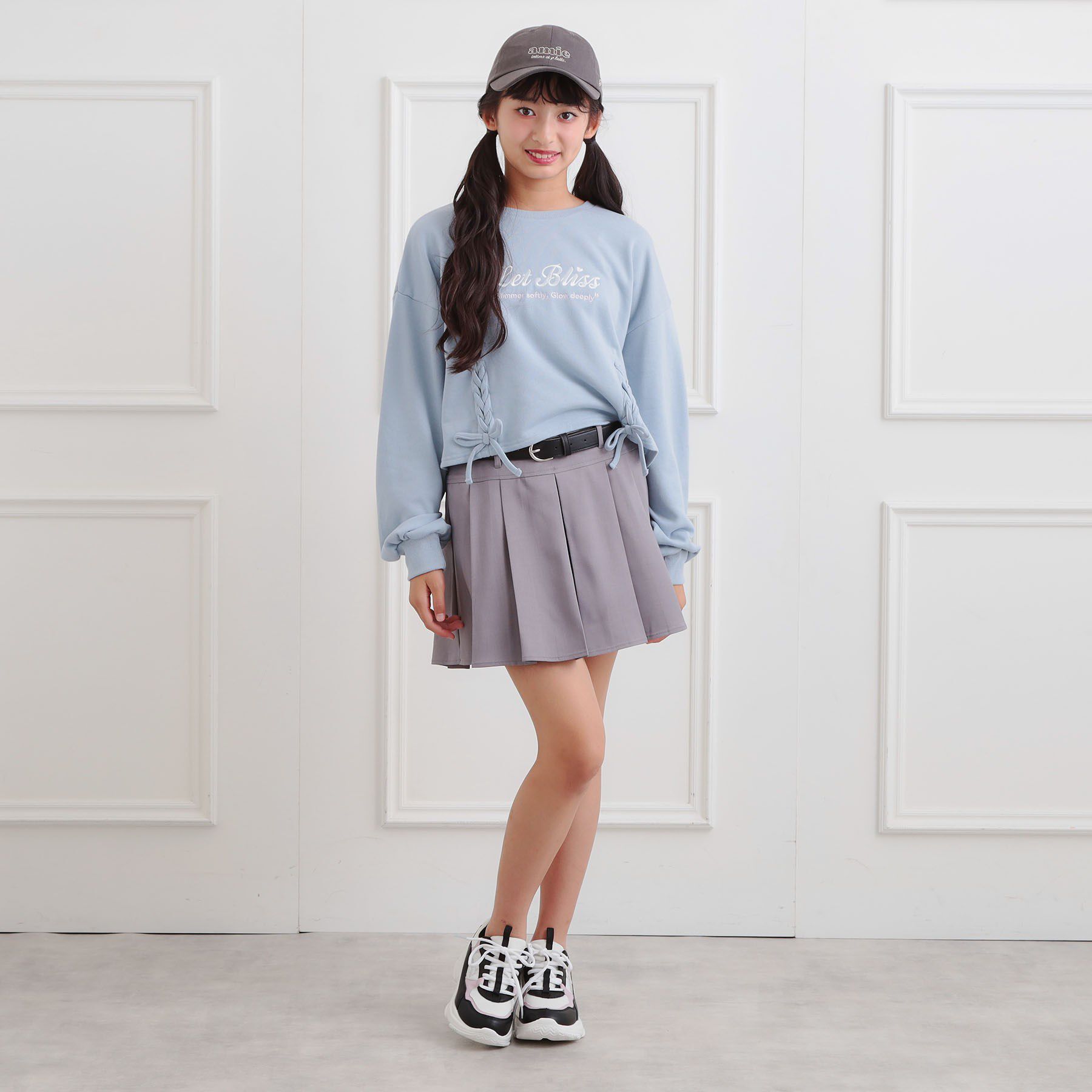 PINK-latte「レースアップ刺繍裏毛プルオーバー」|その他|