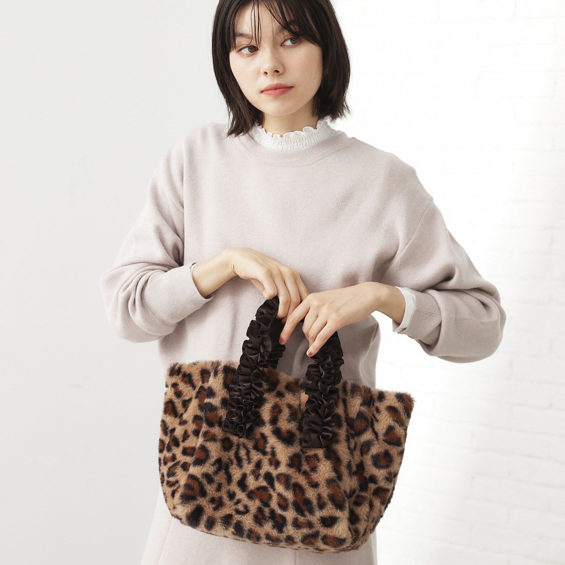 THE SHOP TK「フリルハンドルフェイクファーバッグ」|トートバッグ|キャメルブラウン(1