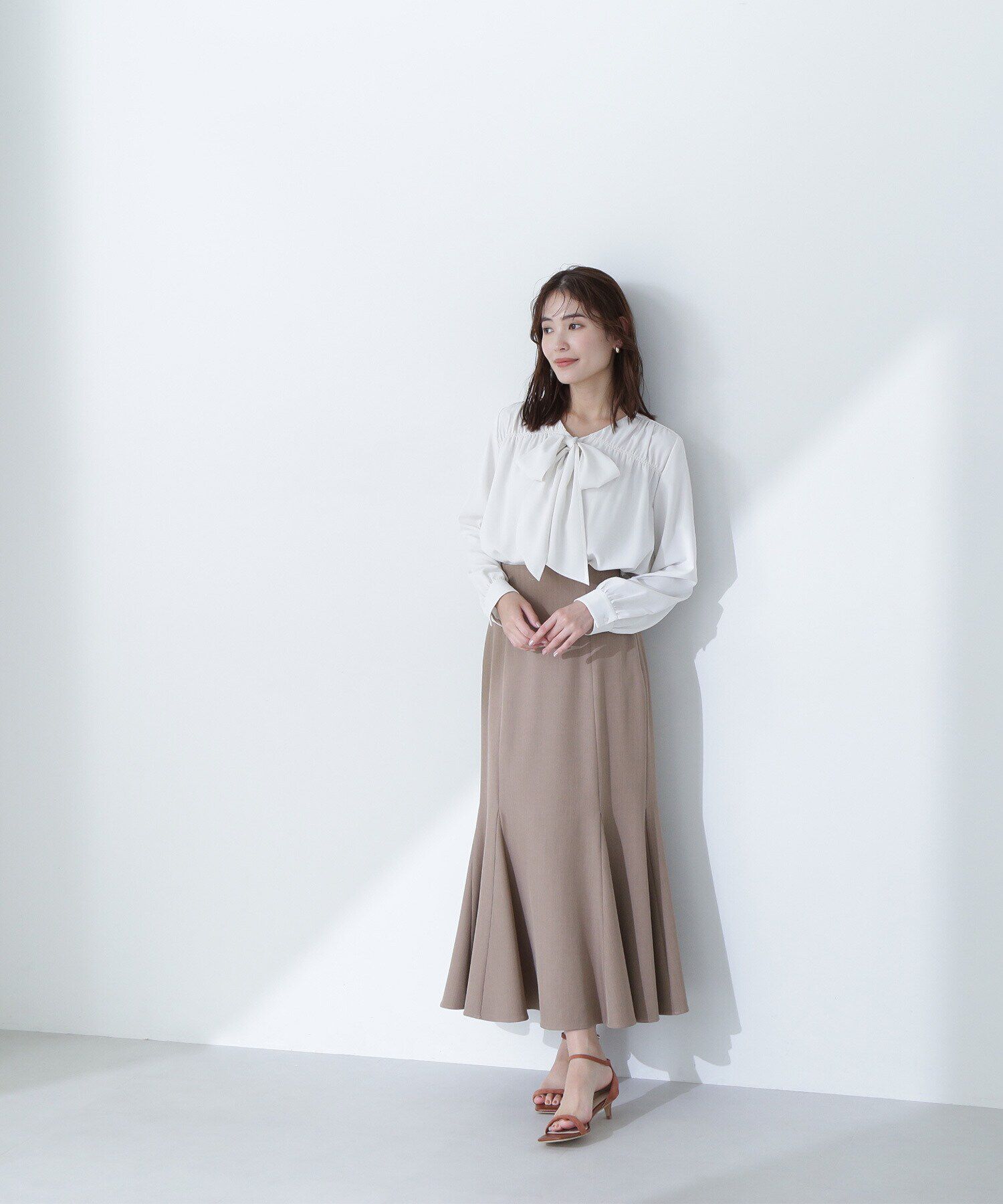  「Vネックリボンタイブラウス」|シャツ・ブラウス|