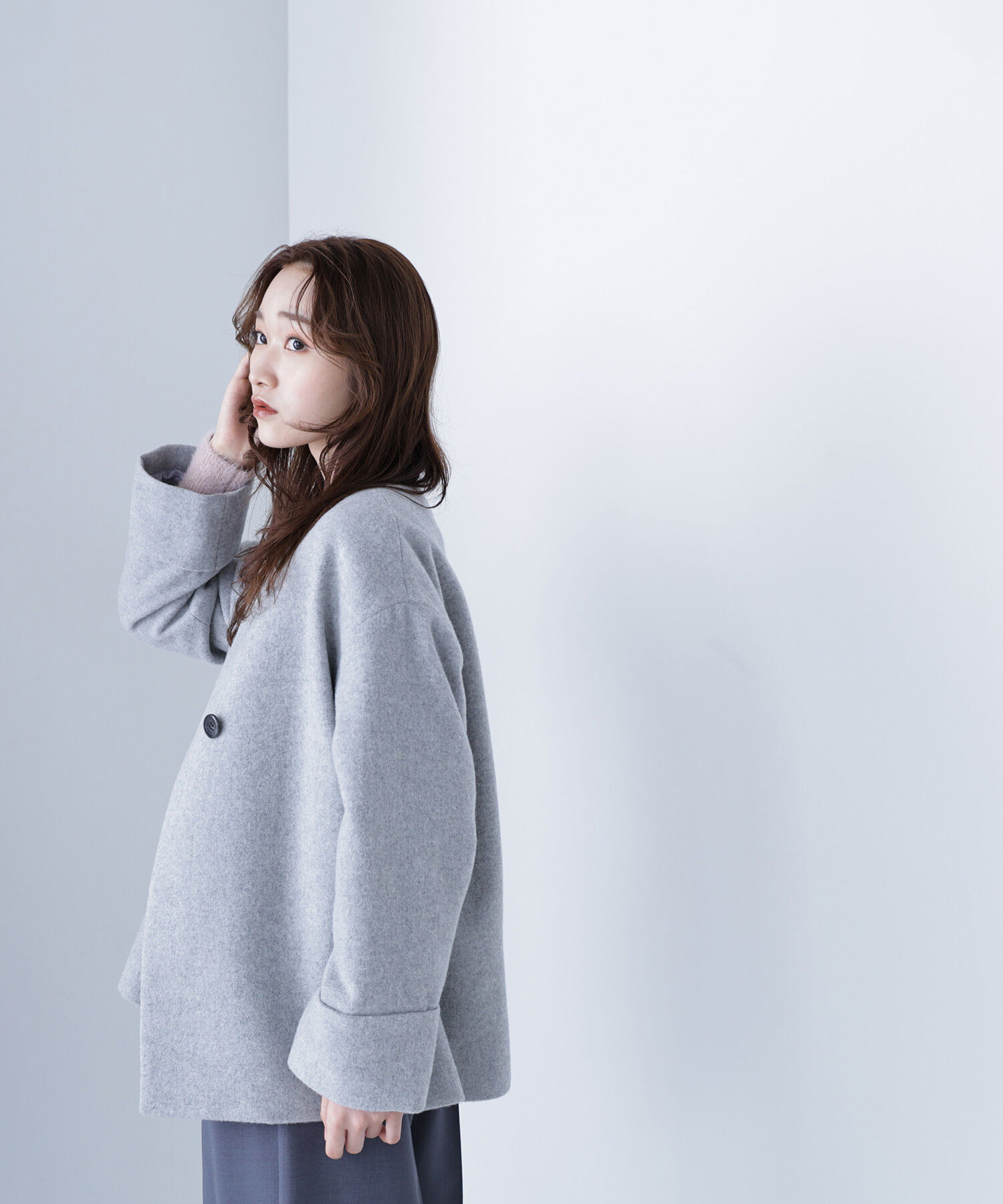  「毎日に&ldquo;ちょうどいい&rdquo;カシミヤ混コート」|ブルゾン・スタジャン|