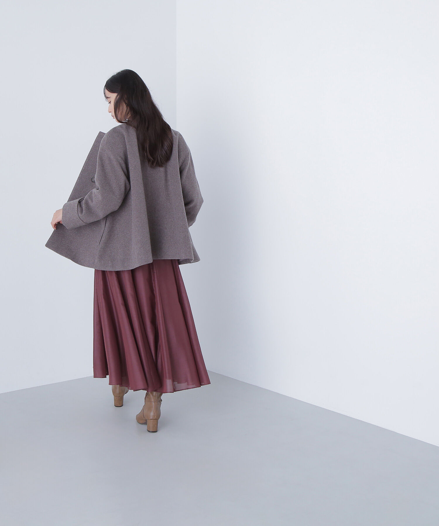  「毎日に&ldquo;ちょうどいい&rdquo;カシミヤ混コート」|ブルゾン・スタジャン|