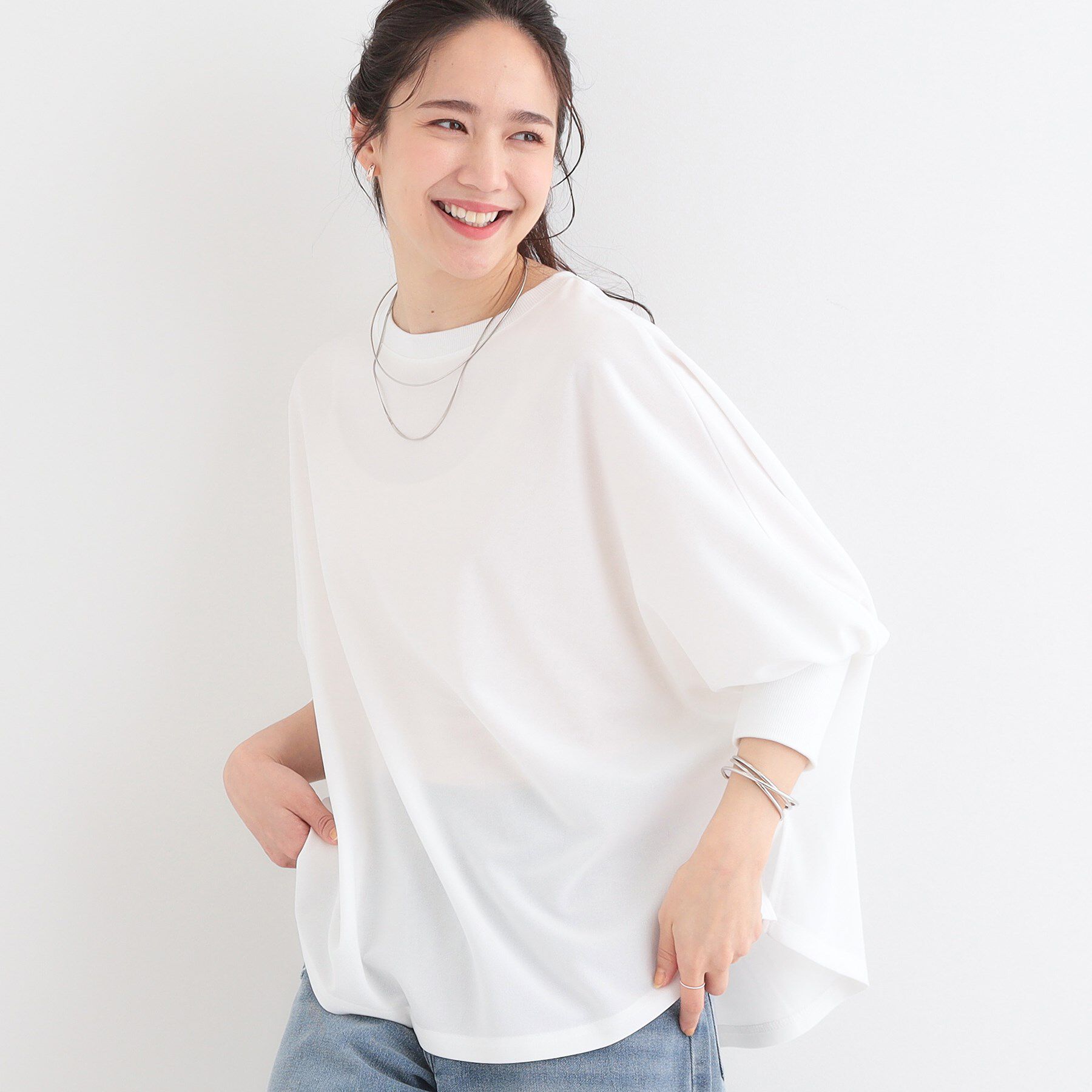 SHOO･LA･RUE「【洗える/S-LL】体型カバーにも ゆるりと着られる ドルマントップス」|Tシャツ・カットソー|ホワイト(001)