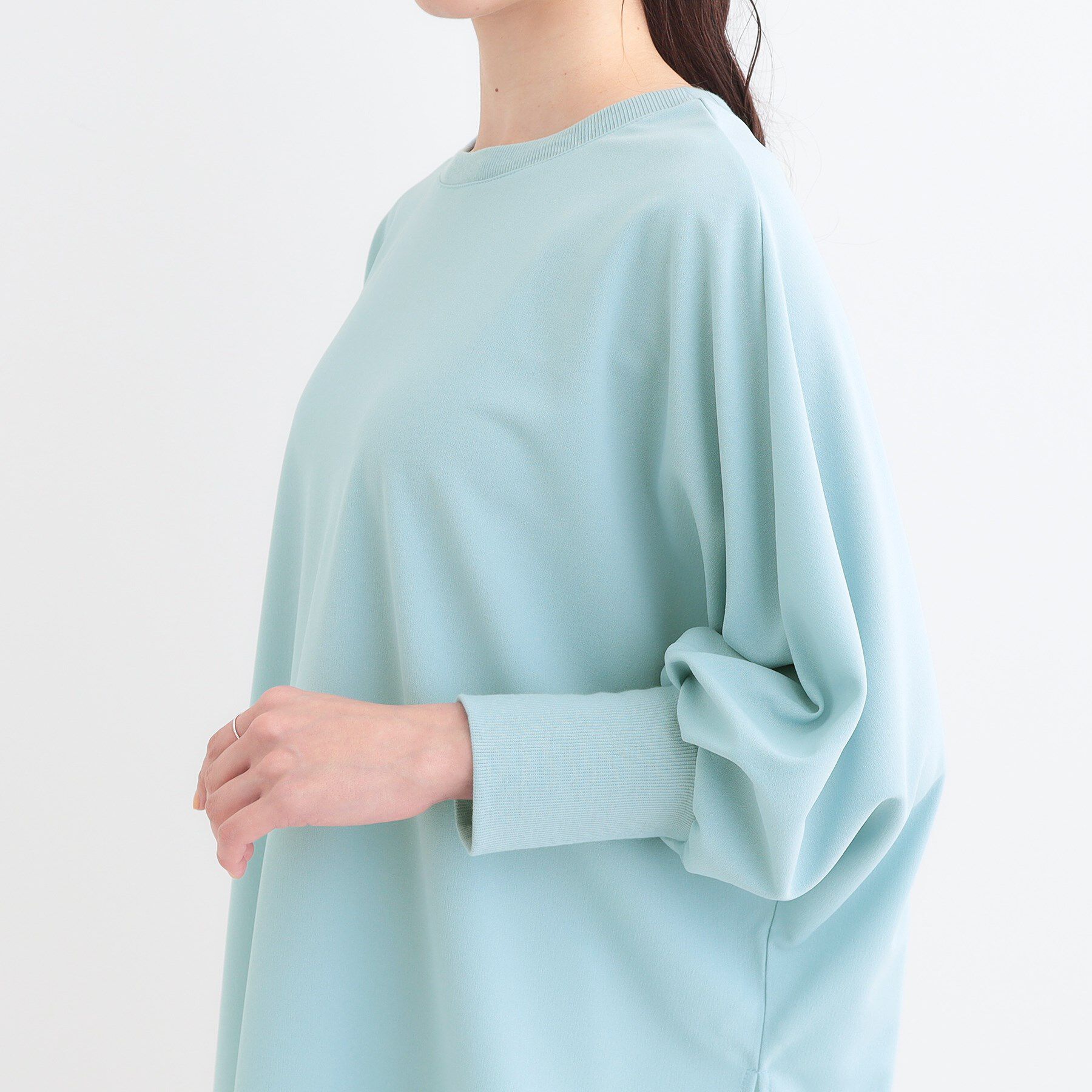 SHOO･LA･RUE「【洗える/S-LL】体型カバーにも ゆるりと着られる ドルマントップス」|Tシャツ・カットソー|