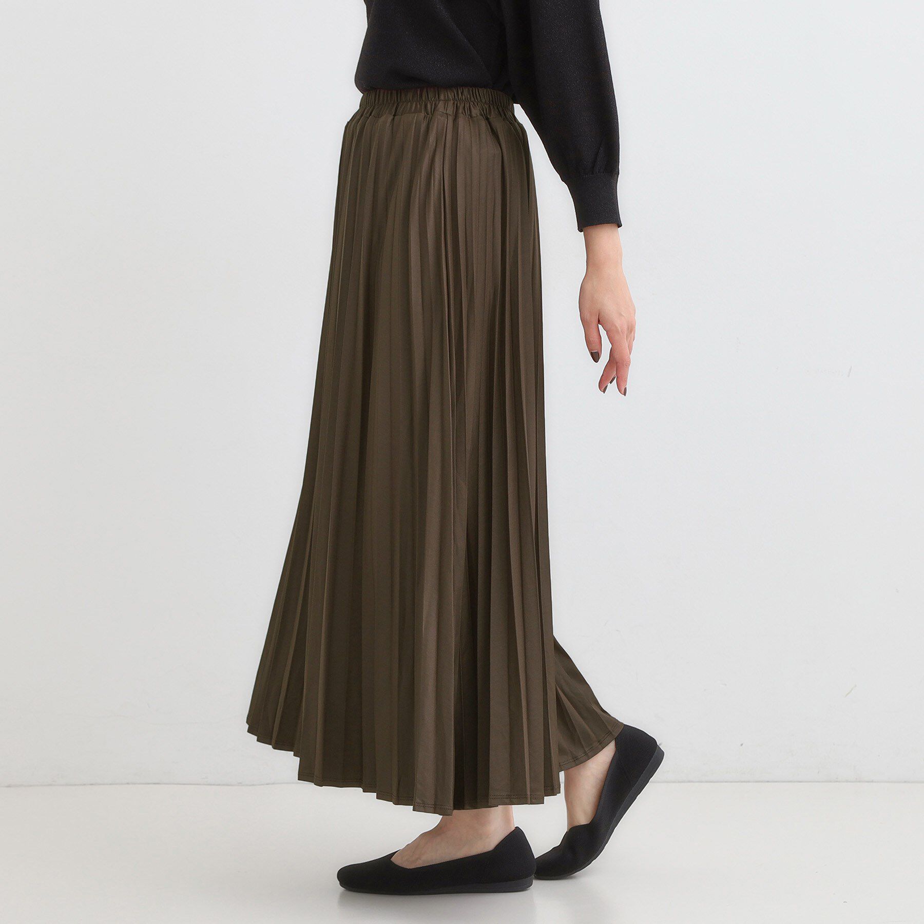 SHOO･LA･RUE「【着丈選べる】きれいめにもカジュアルにも レザー調プリーツスカート」|スカート|