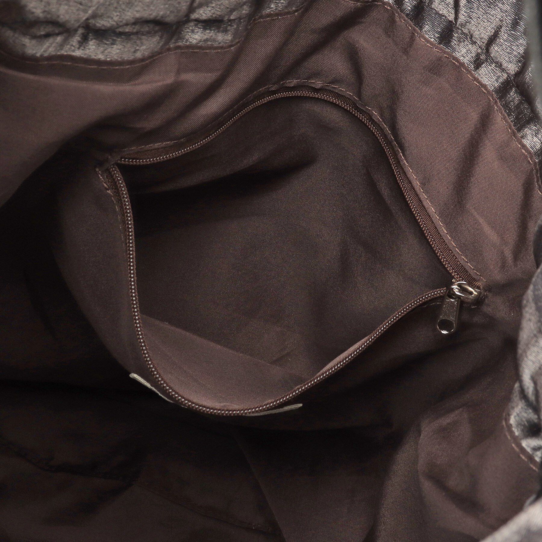 SHOO･LA･RUE「シャイニー生地巾着ショルダーバッグ」|ショルダー・メッセンジャー|