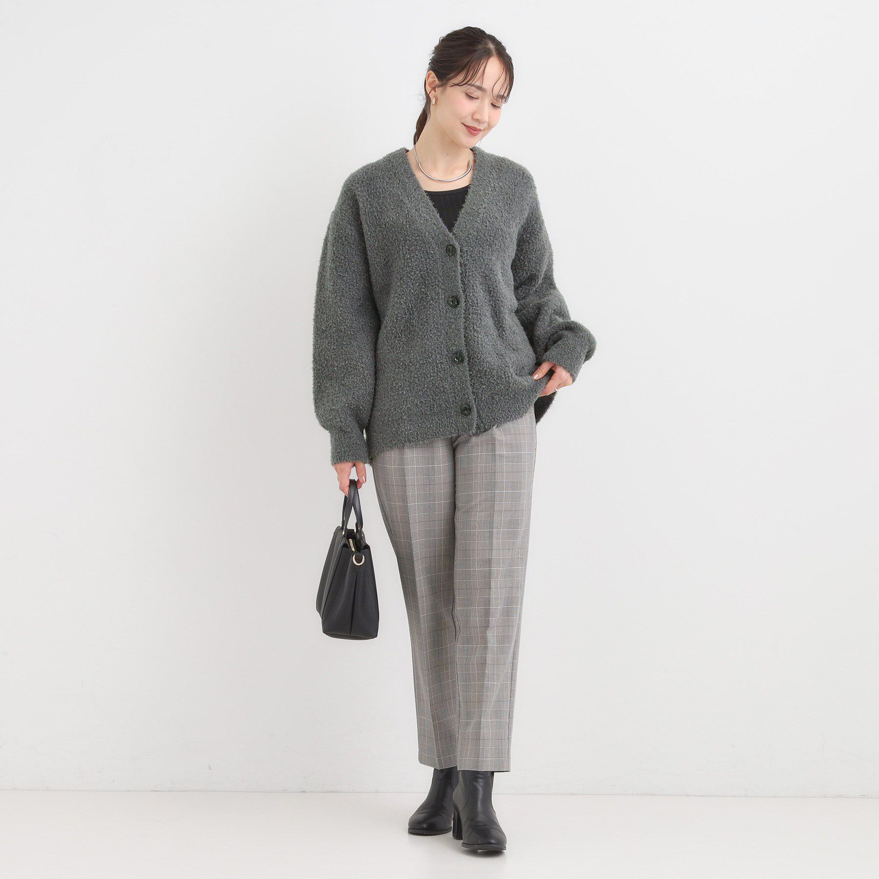 SHOO･LA･RUE「【S-LL】思わず触れたくなる ふわふわ Vネックニットカーディガン」|カーディガン|