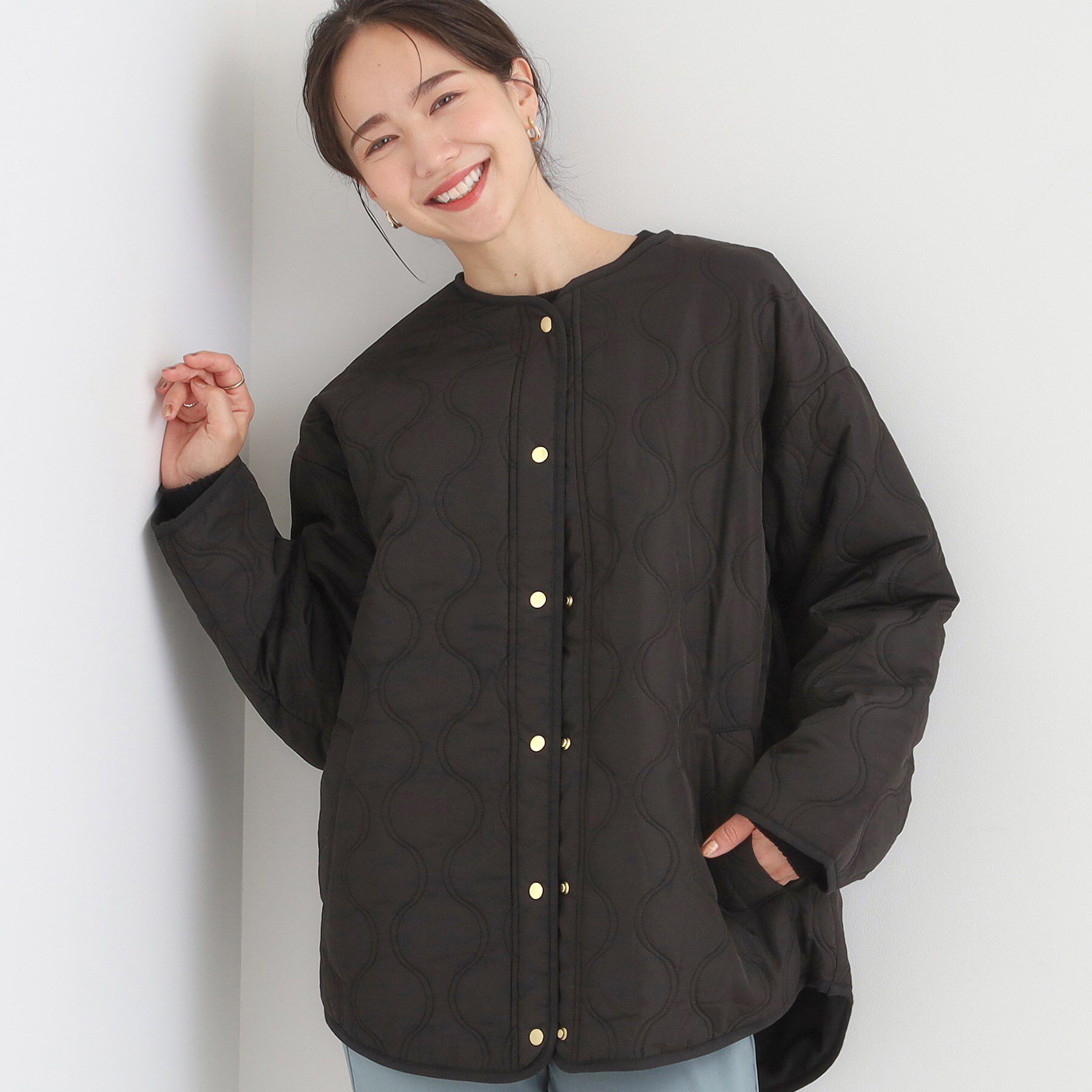 SHOO･LA･RUE「【高レビュー/洗濯機可/撥水】大人のための キルトオーバーブルゾン」|ブルゾン・スタジャン|ブラック(019)