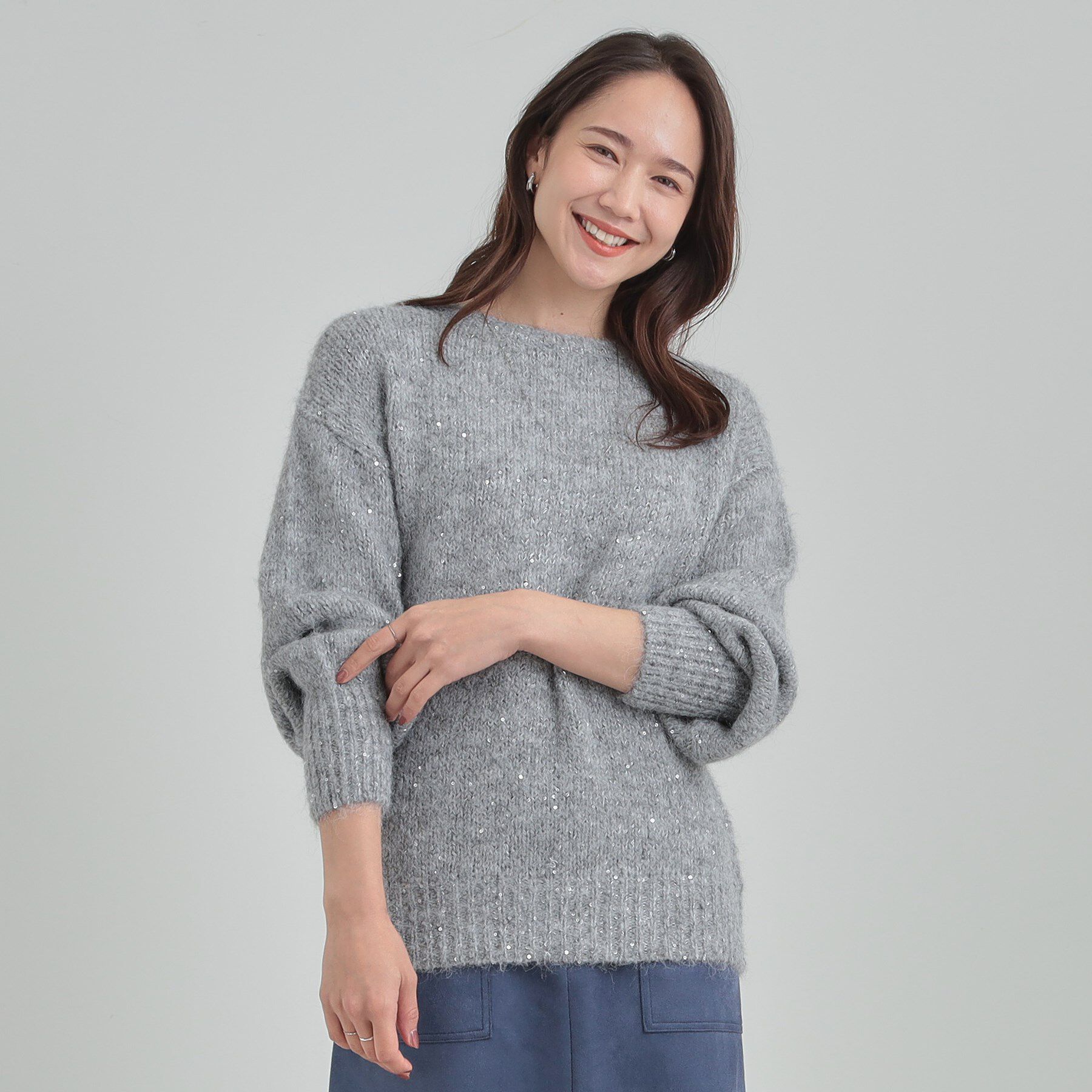 SHOO･LA･RUE「【洗濯機可/S-LL】上品にキラリと華やぐ スパンコールニット」|ニット・セーター|