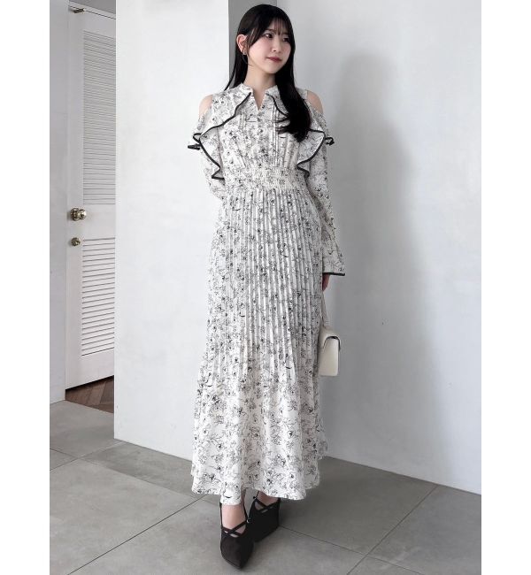 dazzlin「オープンショルダーフラワープリーツワンピース」|ワンピース|