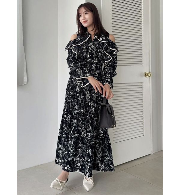 dazzlin「オープンショルダーフラワープリーツワンピース」|ワンピース|