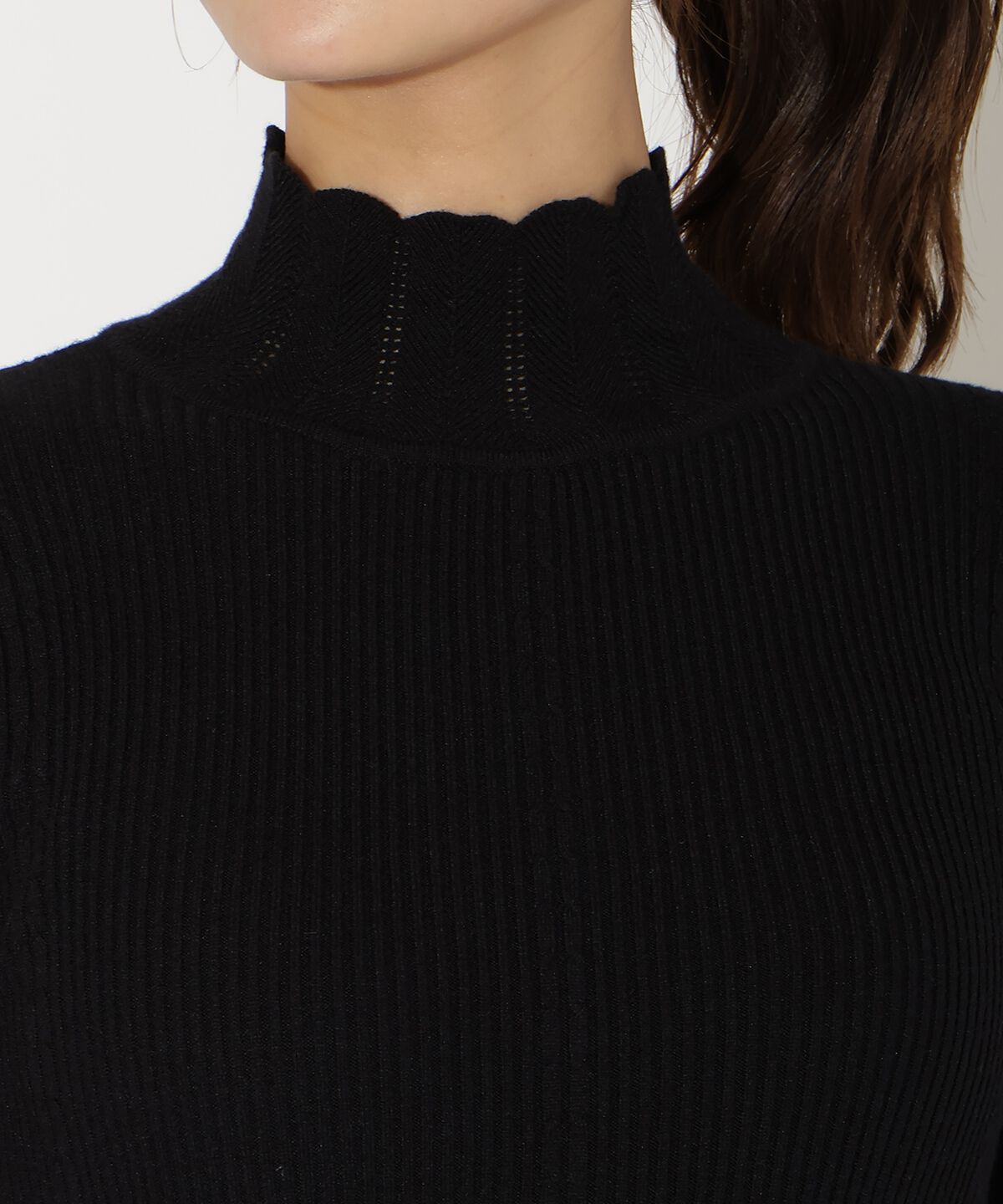 アンドクチュール「スカラハイネックニットプルオーバー」|ニット・セーター|