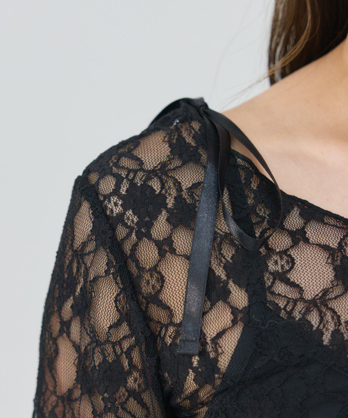 REDYAZEL「サテンリボンショルダーレーストップス」|Tシャツ・カットソー|