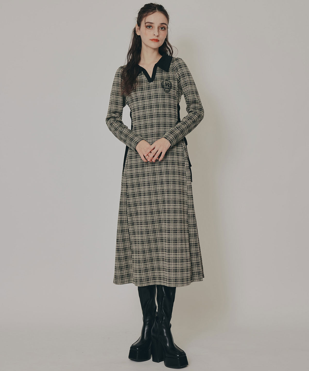 REDYAZEL「エンブレムサイドレースアップチェックワンピース」|ワンピース|