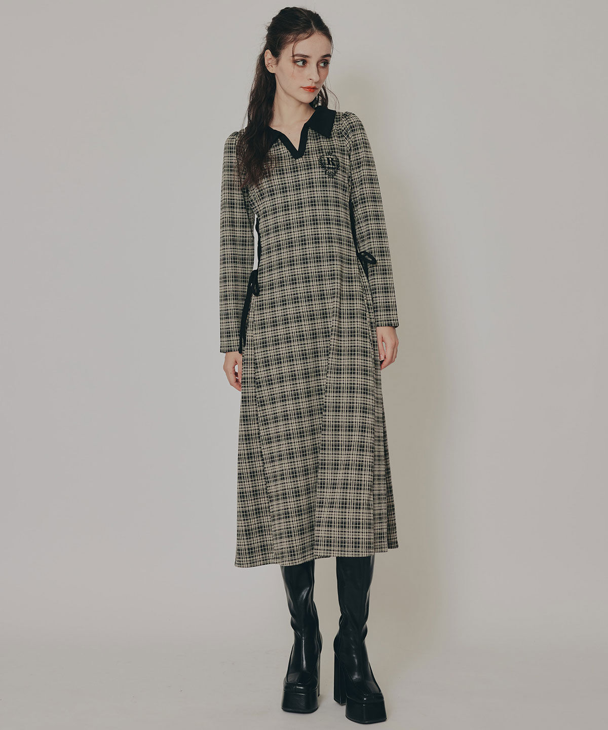 REDYAZEL「エンブレムサイドレースアップチェックワンピース」|ワンピース|