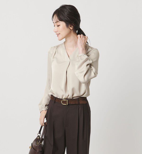 UNITED ARROWS「バック サテン Vネック ロングスリーブ ブラウス ‐ウォッシャブル‐」|シャツ・ブラウス|