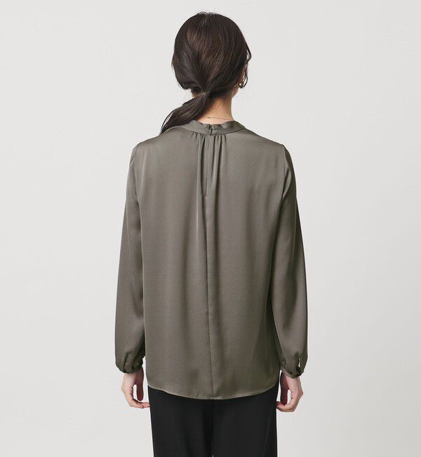 UNITED ARROWS「バック サテン Vネック ロングスリーブ ブラウス ‐ウォッシャブル‐」|シャツ・ブラウス|